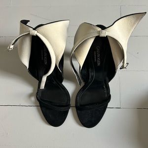 CALVIN KLEIN 205W39NYC Stunning suede sandals new without tags